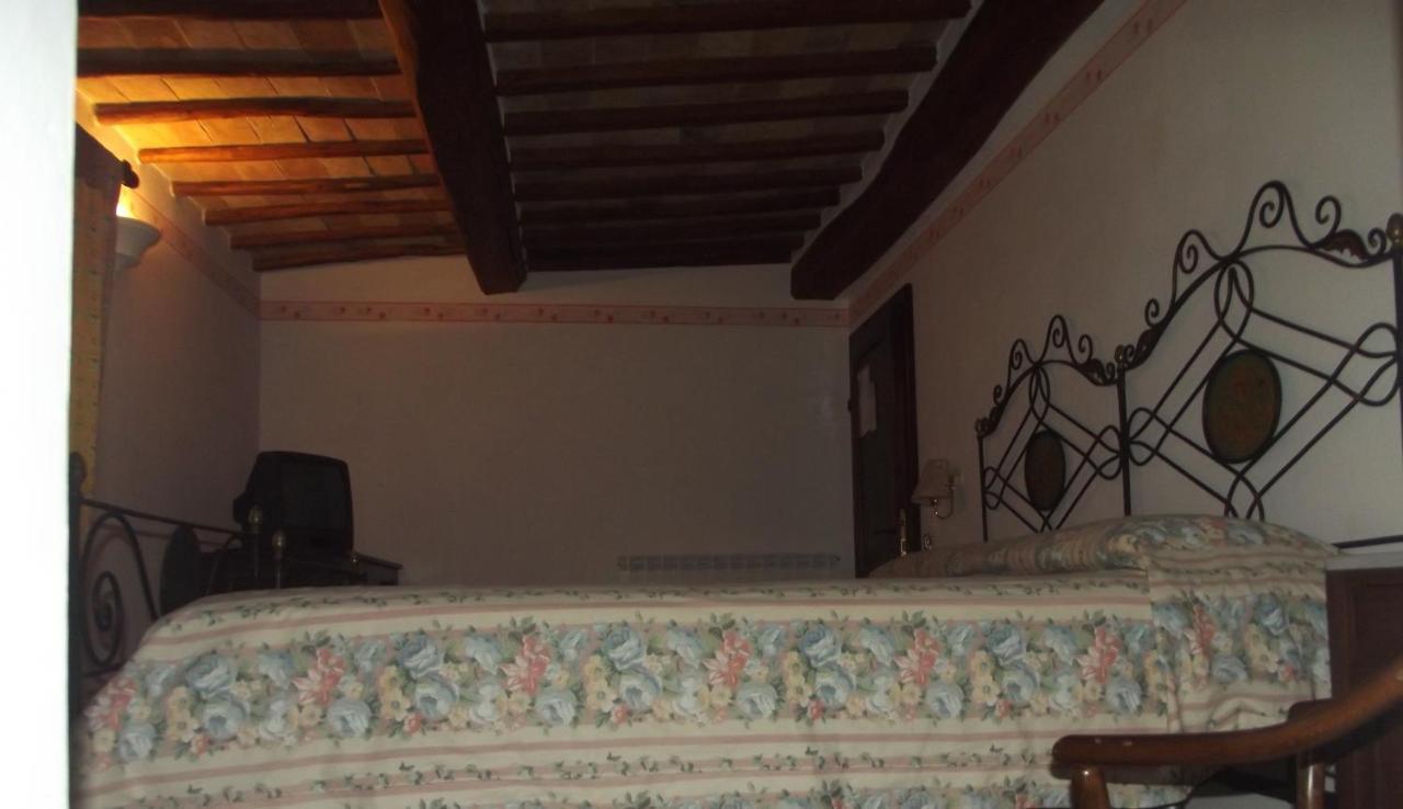 Agriturismo Villa Gabbiano Capodacqua  Номер фото